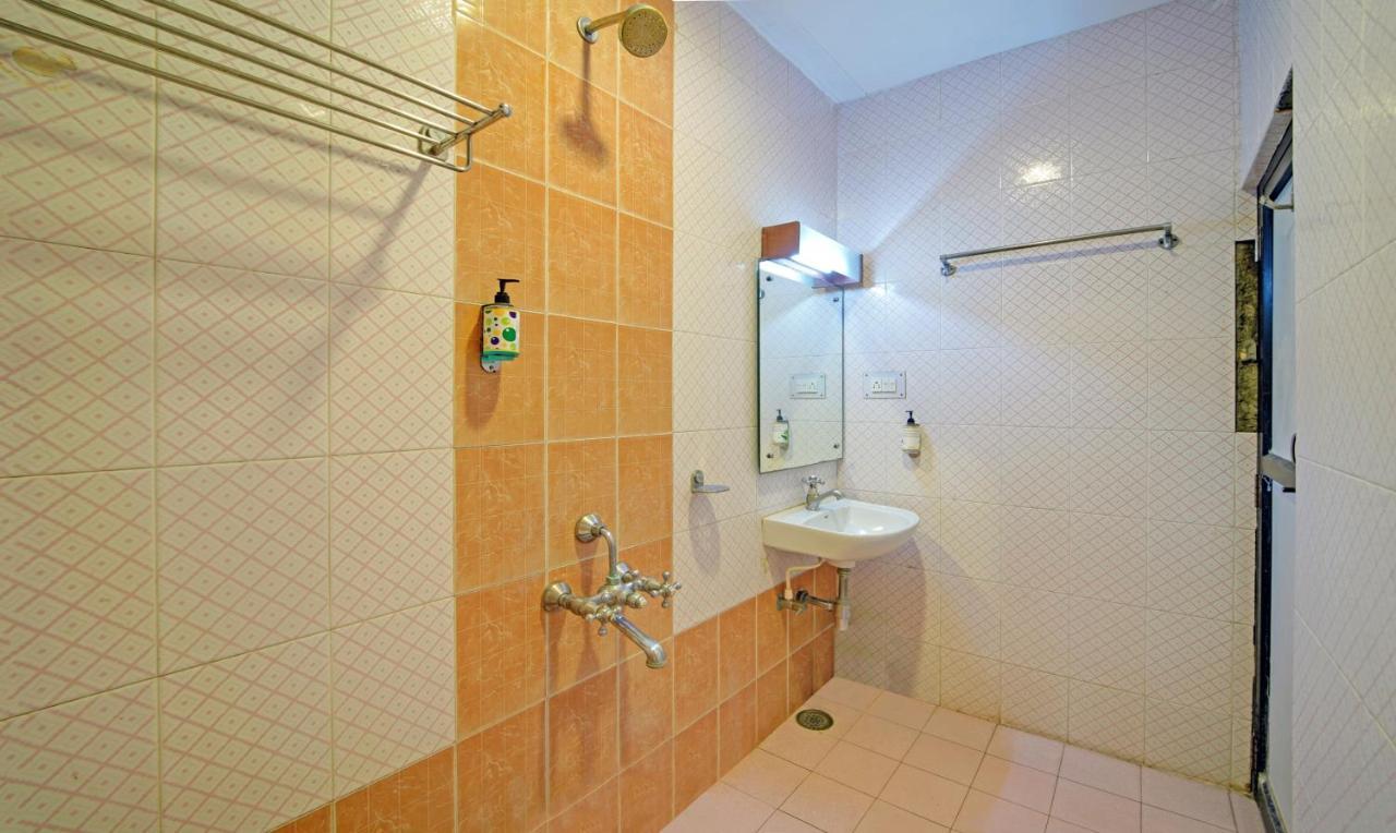Treebo Trend Lake View Park T Nagar Chennai Exterior photo