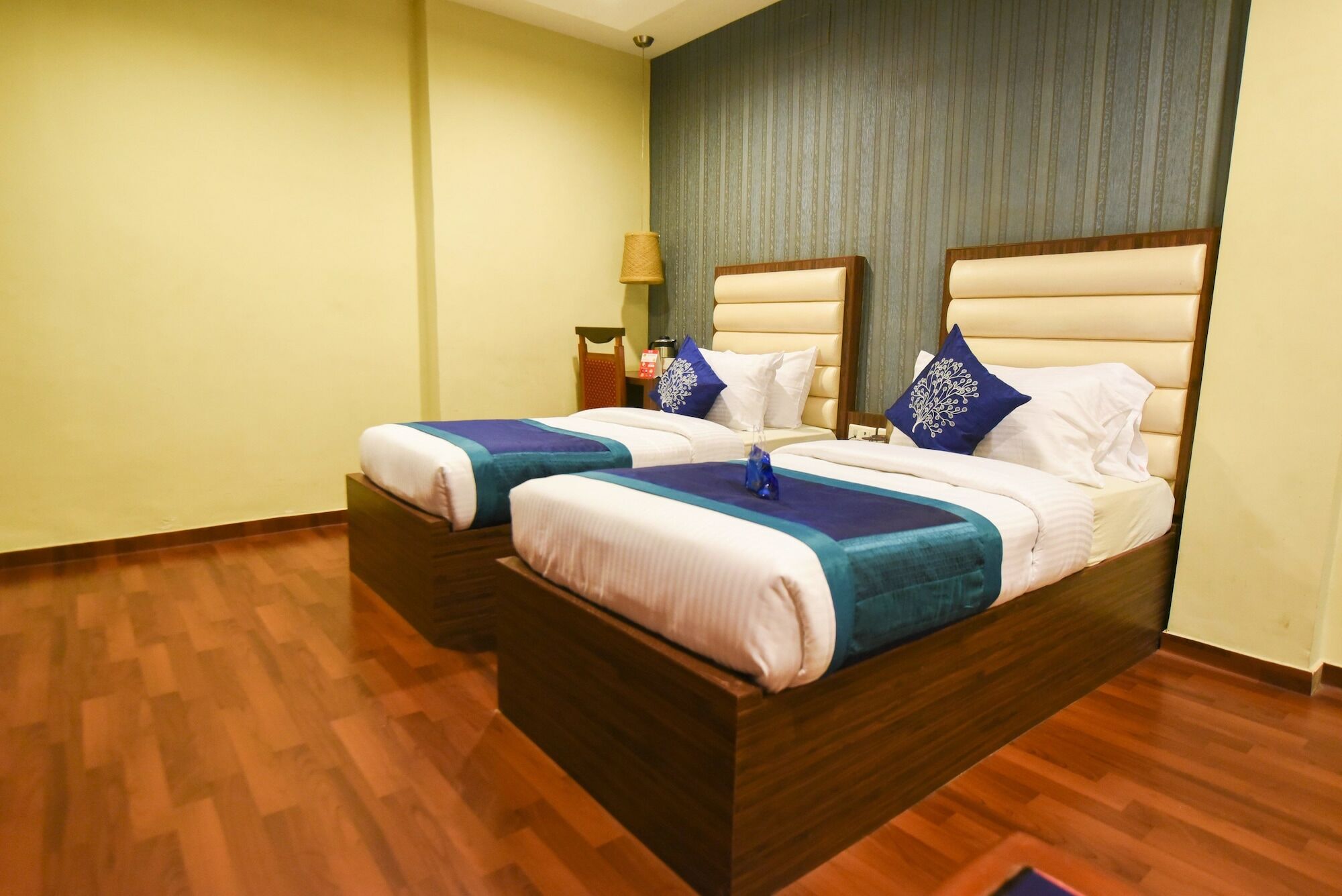 Treebo Trend Lake View Park T Nagar Chennai Exterior photo